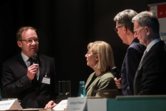 DD77_Podium-in-Aktion2