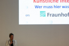 Die Ministerin, Frau Brandes, bei der Laudatio